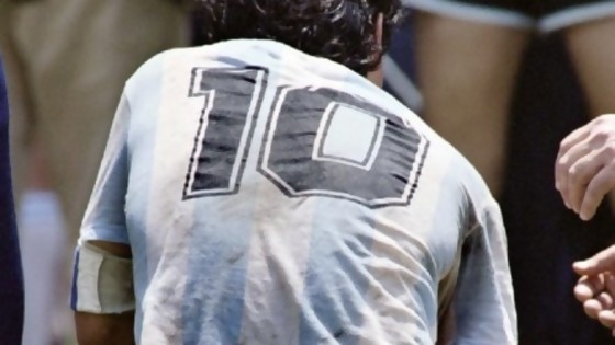 Burgo: “Maradona es el triunfo posible de millones de personas” — Audios — Geografías inestables | El Espectador 810