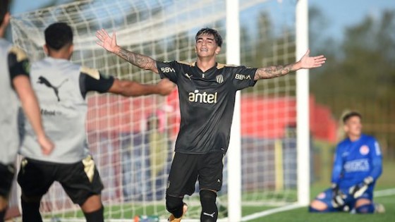 Torres rescató a Peñarol y le dio la victoria — Deportes — Primera Mañana | El Espectador 810