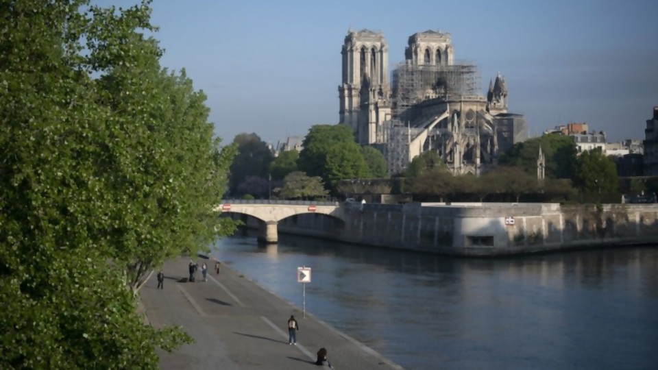 Notre Dame y el gótico: el vínculo entre la arquitectura y la espiritualidad —  Gabriel Quirici — No Toquen Nada | El Espectador 810