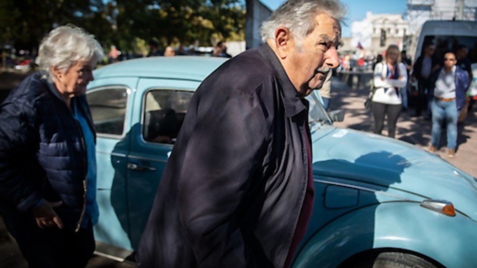 Los no tan locos años 20 en Uruguay y lo que dijo Mujica de la tanqueta —  NTN Concentrado — No Toquen Nada | El Espectador 810