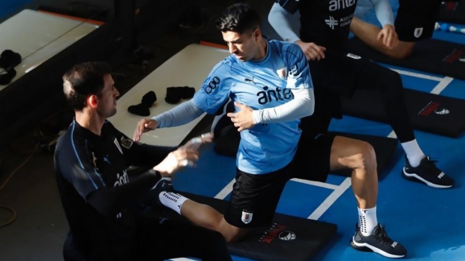 La rodilla de Suárez vuelve a ser noticia cinco años después  —  Diego Muñoz — No Toquen Nada | El Espectador 810
