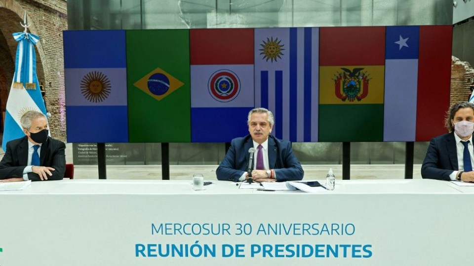 Marcelo Elizondo: “Argentina tiene la postura de mantener el bloque unido y de continuar con la política arancelaria común” —  Entrevistas — Primera Mañana | El Espectador 810