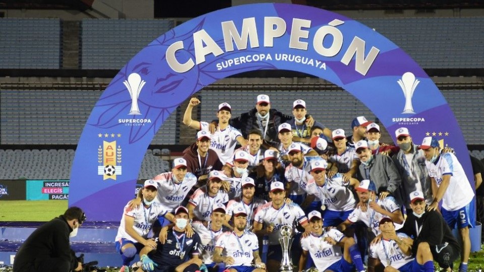 Nacional campeón de la Supercopa Uruguaya —  Deportes — Primera Mañana | El Espectador 810