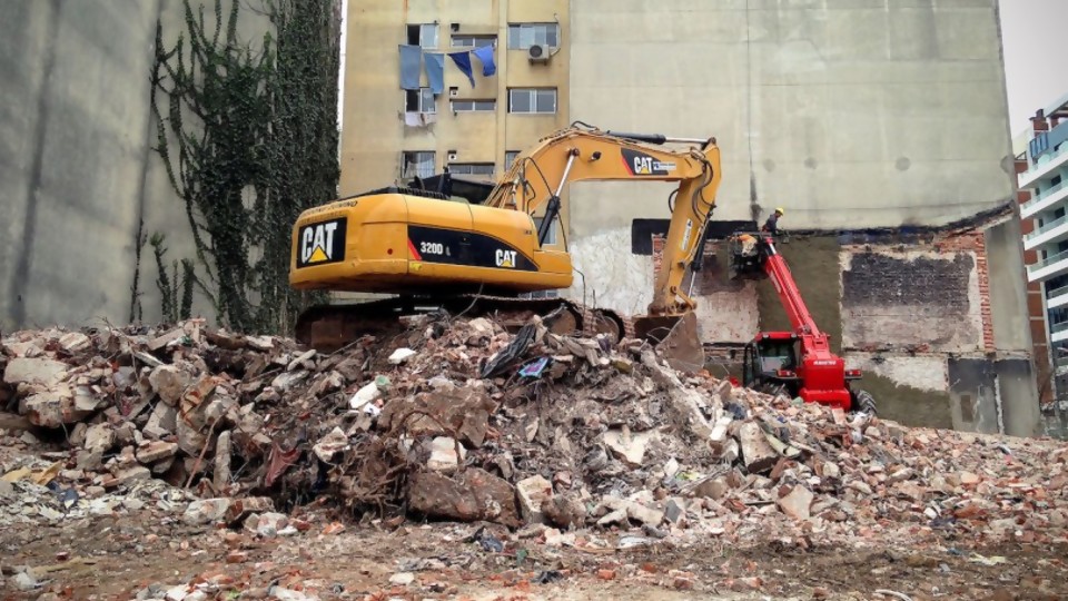Obras civiles que se realicen en Montevideo contarán con un sistema de gestión específico de sus residuos —  Qué tiene la tarde — Más Temprano Que Tarde | El Espectador 810