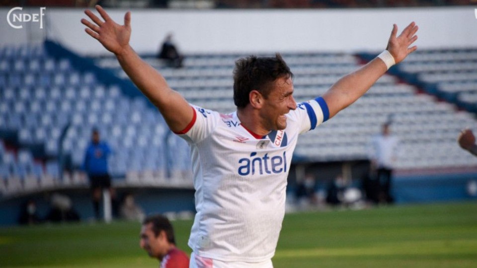 Nacional sigue arriba con los goles de Bergessio —  Deportes — Primera Mañana | El Espectador 810