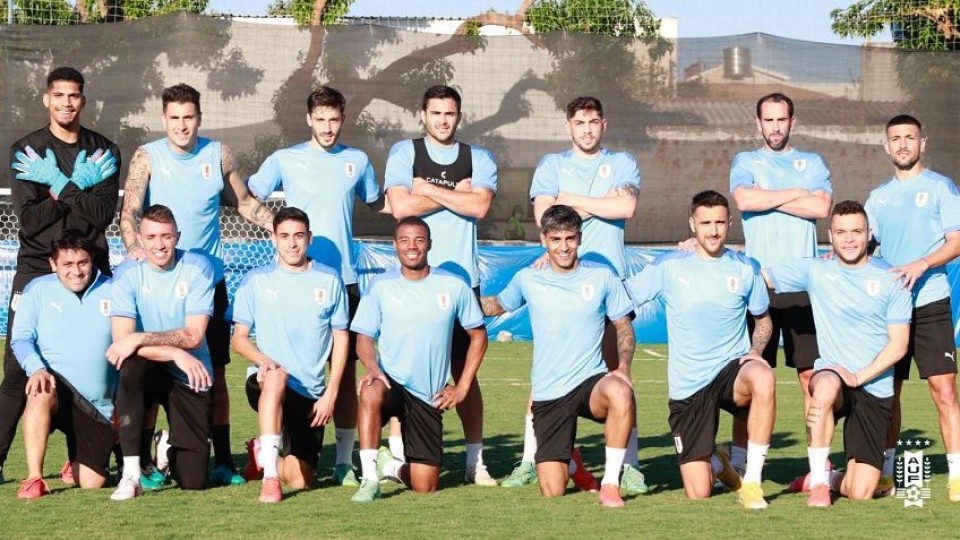 El equipo de Uruguay para debutar en la Copa América —  Deportes — Primera Mañana | El Espectador 810