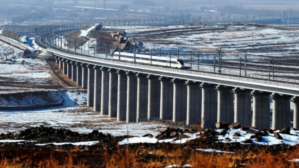 China: un tren sin fronteras —  La economía en cuestión: Mag. David Vogel — Más Temprano Que Tarde | El Espectador 810