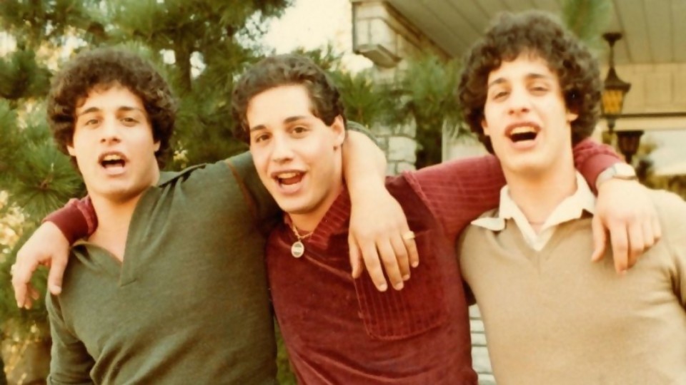 “Three Identical Strangers” y “Hacks”: un documental sorprendente y una serie para reír —  Pía Supervielle — No Toquen Nada | El Espectador 810