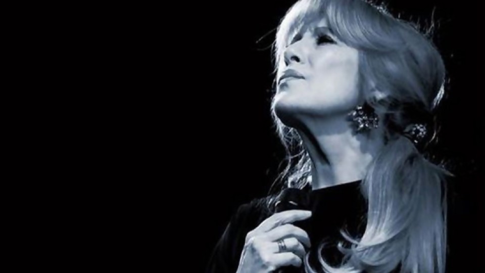 Por amor a la música y nuestras artistas: Acústicas en el Circular presenta a Cristina Fernández —  Entrada libre — Más Temprano Que Tarde | El Espectador 810