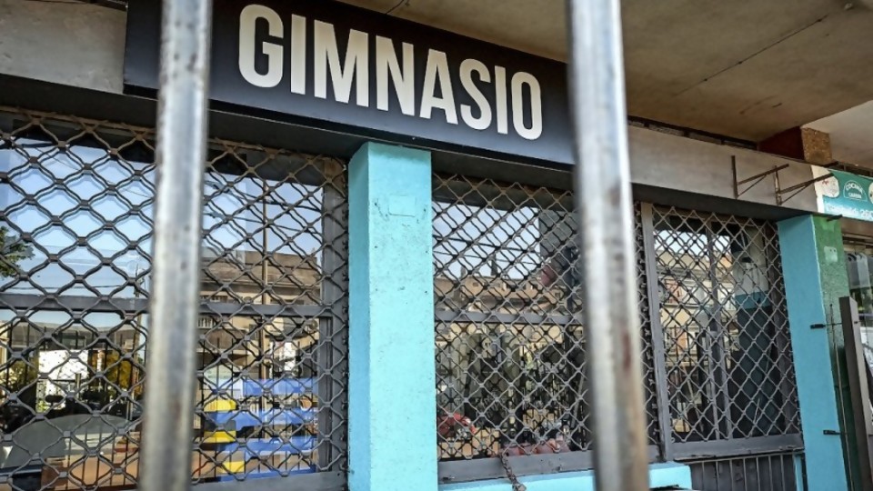 Los gimnasios entre la pesa y la pared y las historias de una animadora gerontológica amiga de la casa —  NTN Concentrado — No Toquen Nada | El Espectador 810