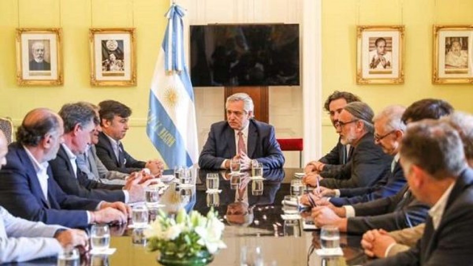 Es inminente el desembarco de inversores del país vecino en Uruguay —  gremiales — Dinámica Rural | El Espectador 810