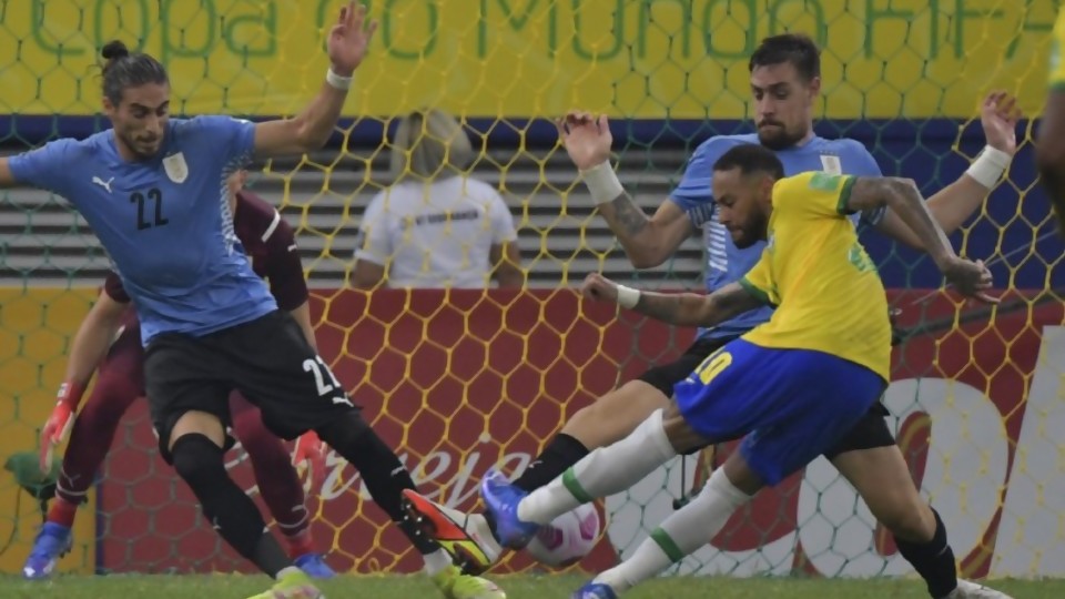 El 1 por 1 de Uruguay ante Brasil —  Darwin - Columna Deportiva — No Toquen Nada | El Espectador 810
