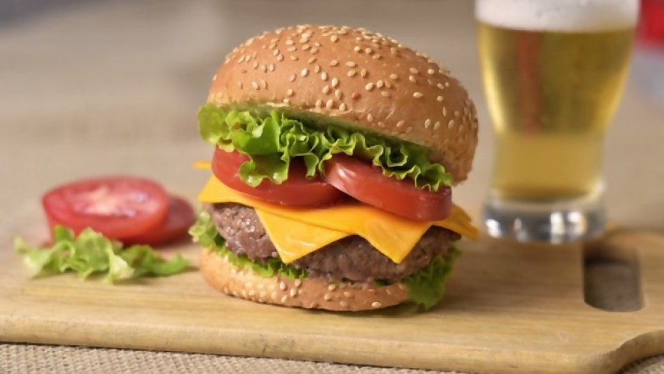 El secreto de la mejor hamburguesa casera —  Al horno con Sofía Muñoz — Paren Todo | El Espectador 810