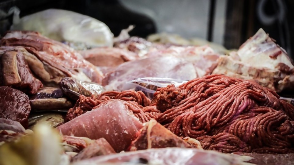 Acuerdo de precios en la carne que anunció Lacalle podría ser ilegal —  Informes — No Toquen Nada | El Espectador 810