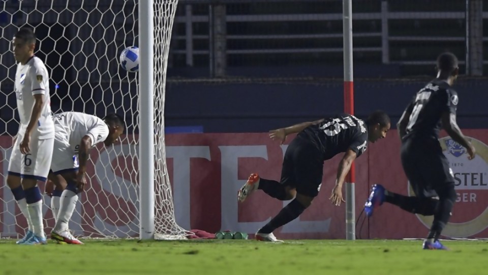 Nacional debutó con una derrota en la Libertadores —  Deportes — Primera Mañana | El Espectador 810