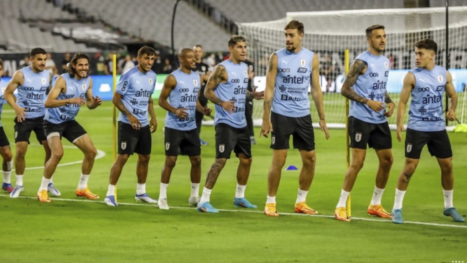 Uruguay sale a la cancha y se prepara para el Mundial —  Deportes — Primera Mañana | El Espectador 810