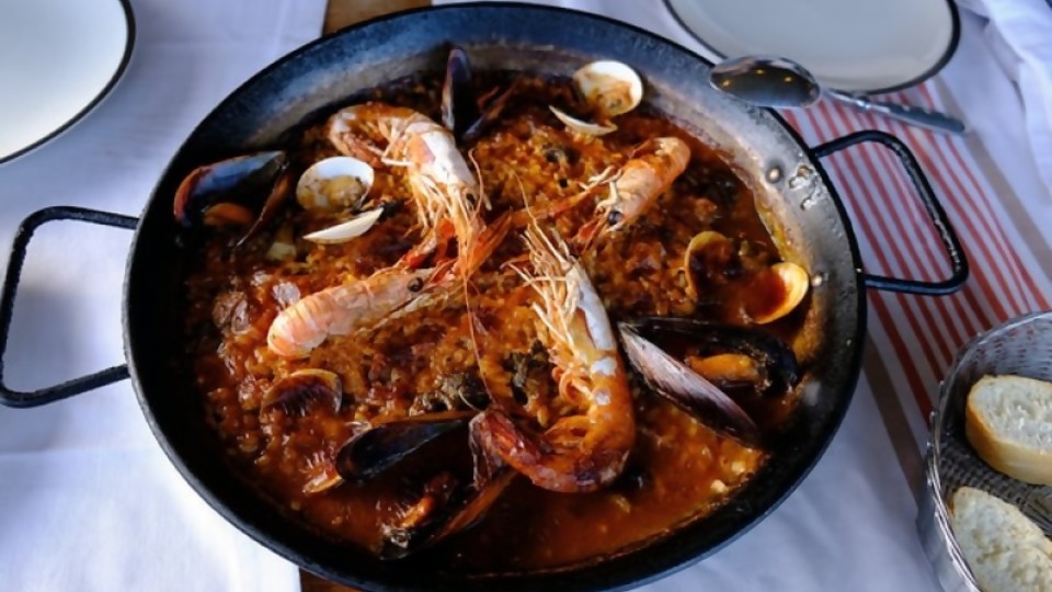 Un viaje por la gastronomía española —  Al horno con Sofía Muñoz — Paren Todo | El Espectador 810