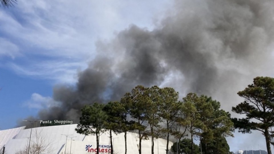 Incendio en Punta Shopping: acuerdos, consecuencias y proyecciones —  La portada — Paren Todo | El Espectador 810