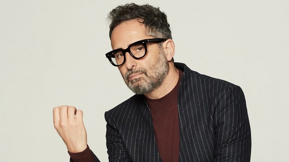 Jorge Drexler: el hombre que “encontró tarde” el camino de la música y supo conjugar sus distintos mundos en ella —  La Entrevista — Más Temprano Que Tarde | El Espectador 810