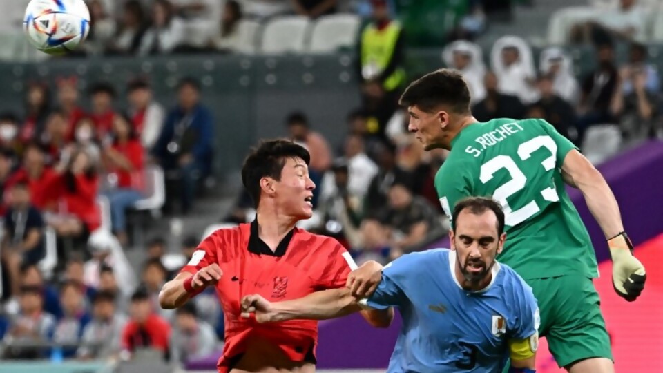 El anali de Darwin y el canciller del partido de Uruguay ante Corea del Sur —  Darwin - Columna Deportiva — No Toquen Nada | El Espectador 810