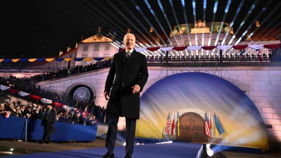 Biden y Putin se quedan con los festejos del año de guerra en Ucrania —  Darwin concentrado — No Toquen Nada | El Espectador 810