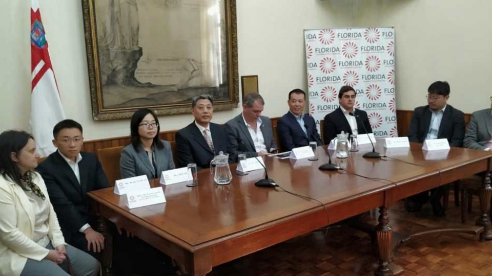 Delegación de empresarios chinos acordó con Gobierno de Florida invertir en el sector forestal —  Economía — Dinámica Rural | El Espectador 810