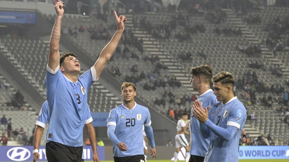Uruguay repite el equipo para enfrentar a Inglaterra —  Deportes — Primera Mañana | El Espectador 810