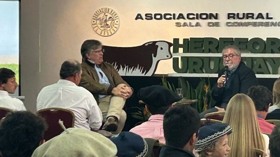 Javier Pastoriza: “nadie te prepara para ser periodista agropecuario” —  Entrevista destacada — Dinámica Rural | El Espectador 810