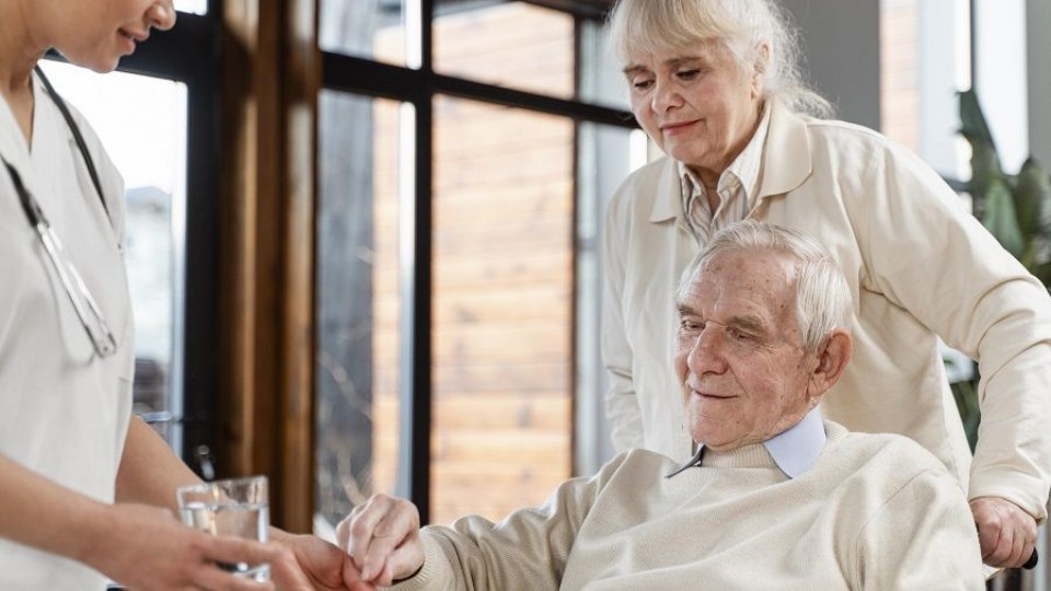 Situación de los ELPEM y su relación con el  Sistema de cuidados —  Esta es la cuestión — Más Temprano Que Tarde | El Espectador 810