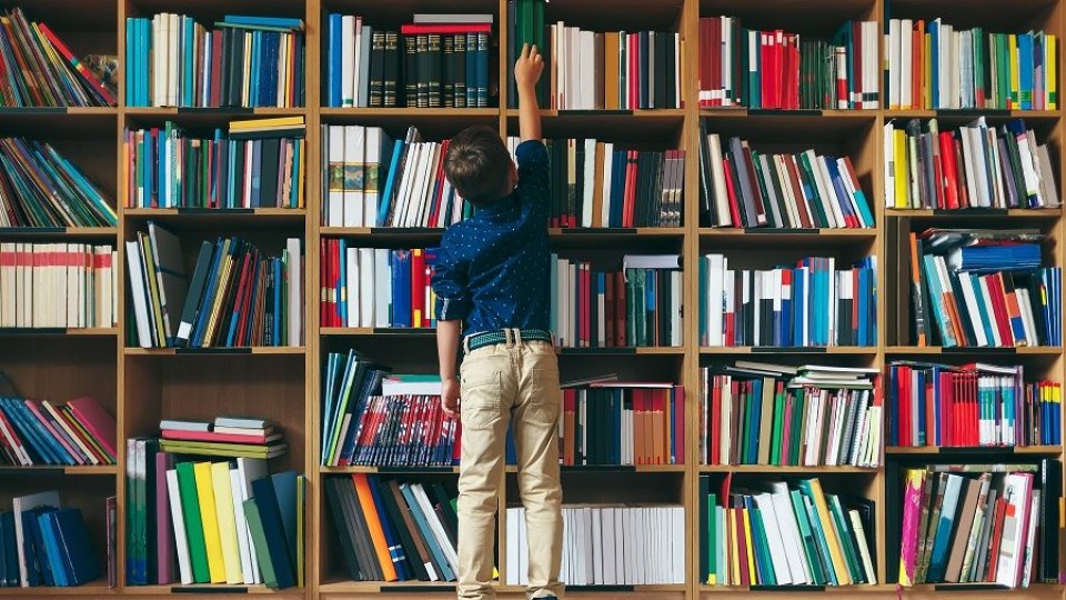 La noche de las librerías: Más de 80 actividades para disfrutar en todo el país —  La Entrevista — Más Temprano Que Tarde | El Espectador 810