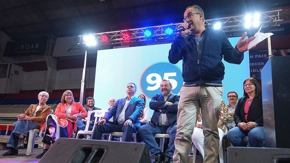 Mahía: “El Frente Amplio derrotó a un discurso de odio y de separación” —  Entrevistas — Primera Mañana | El Espectador 810