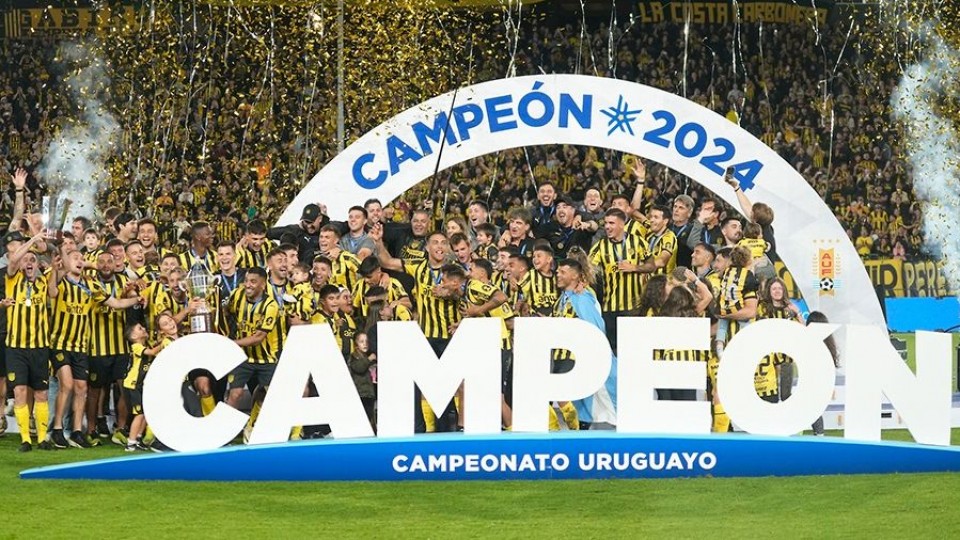 De punta a punta: Peñarol campeón uruguayo —  Deportes — Primera Mañana | El Espectador 810