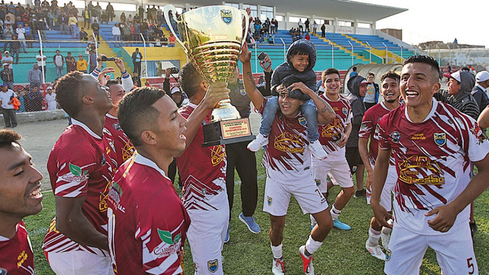 Gracias por tanto Copa Perú —  Maxi Guerra — Otro Elefante | El Espectador 810