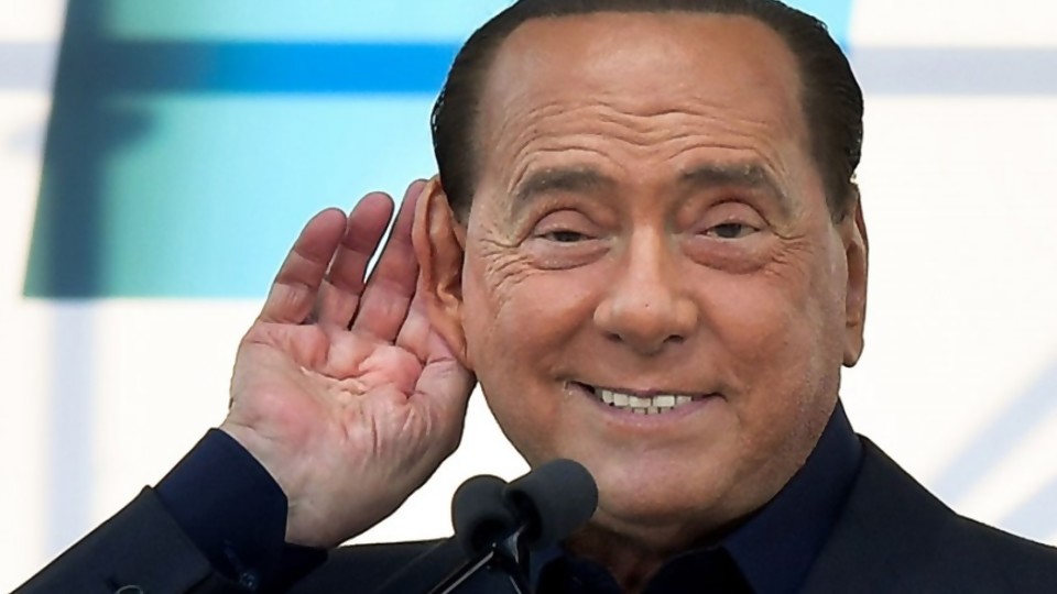 Berlusconi, el “outsider” que cambió la política en Europa —  Claudio Fantini — Primera Mañana | El Espectador 810