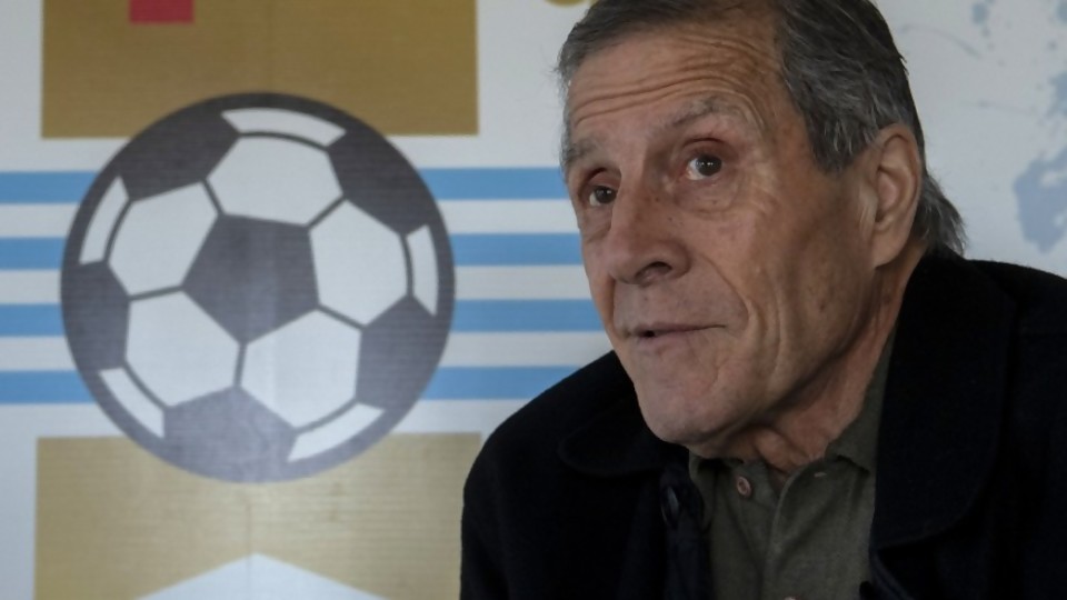 La confirmación de las Eliminatorias y las dudas en la selección uruguaya —  Darwin - Columna Deportiva — No Toquen Nada | El Espectador 810