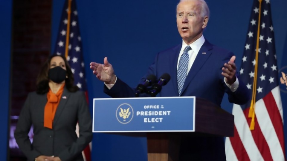 Gisela habló de los mundos paralelos: la transición de Biden y la denuncia de fraude Trump —  Colaboradores del Exterior — No Toquen Nada | El Espectador 810