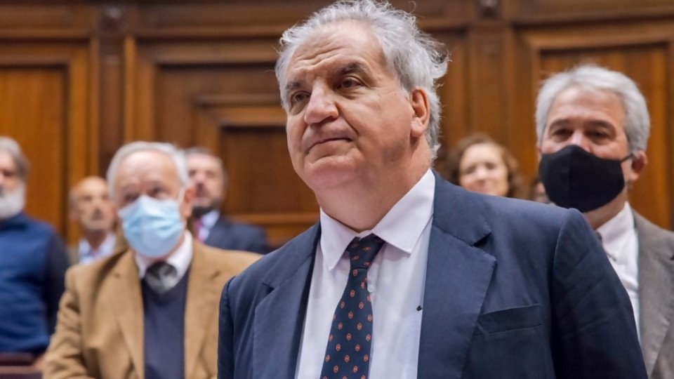 Juan Miguel Petit: “Uruguay puede y debe rendir más en políticas carcelarias” —  Entrevistas — Primera Mañana | El Espectador 810