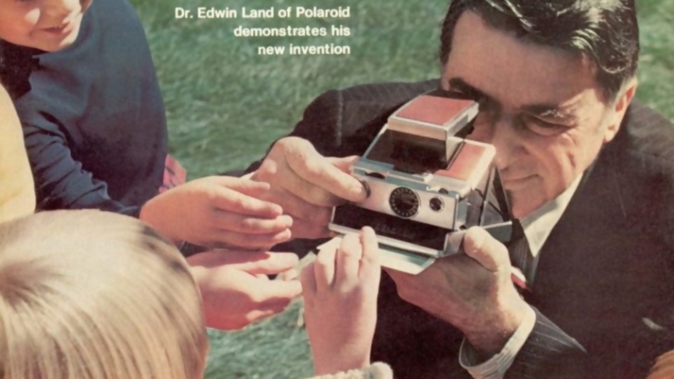Polaroid: Edwin Land, “el genio y su cámara mágica” —  Leo Barizzoni — No Toquen Nada | El Espectador 810